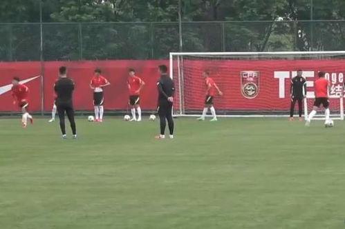 国足记者爆料新闻最新消息,备战关键战,国足调整阵容应对挑战 第1张 国足记者爆料新闻最新消息,备战关键战,国足调整阵容应对挑战 第1张